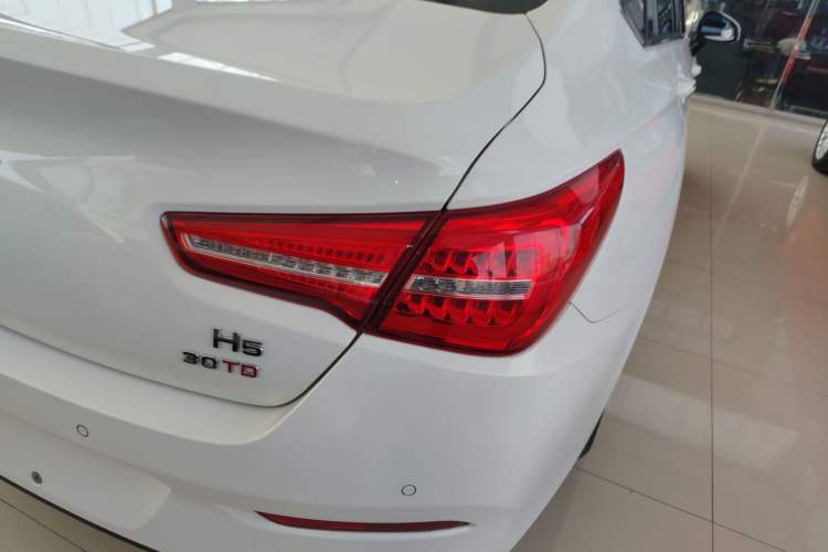 Used Hongqi H5 2019 30TD Smart Connect Dynamic Edition