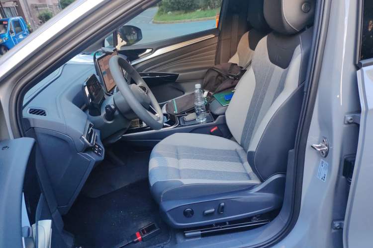 Used Volkswagen ID.4 CROZZ 2025 Pure Edition
