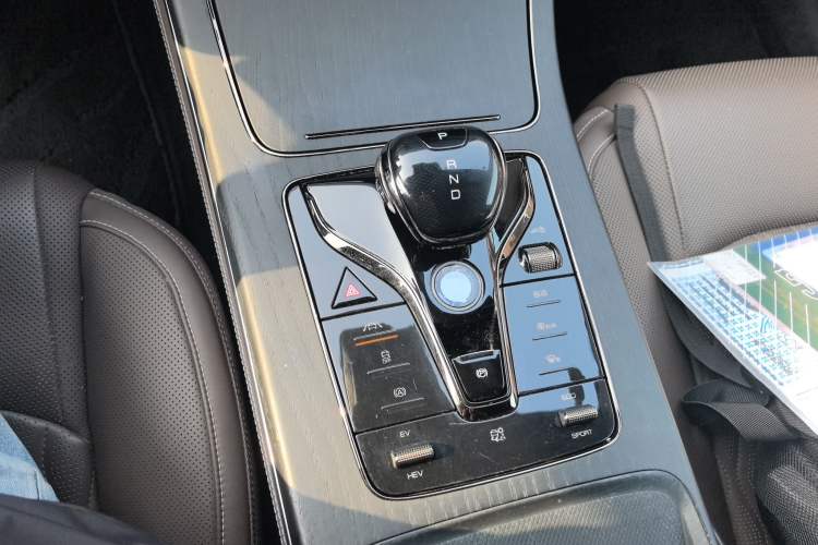 Used BYD Han 2020 DM Four-Wheel Drive Performance Edition Luxury Model