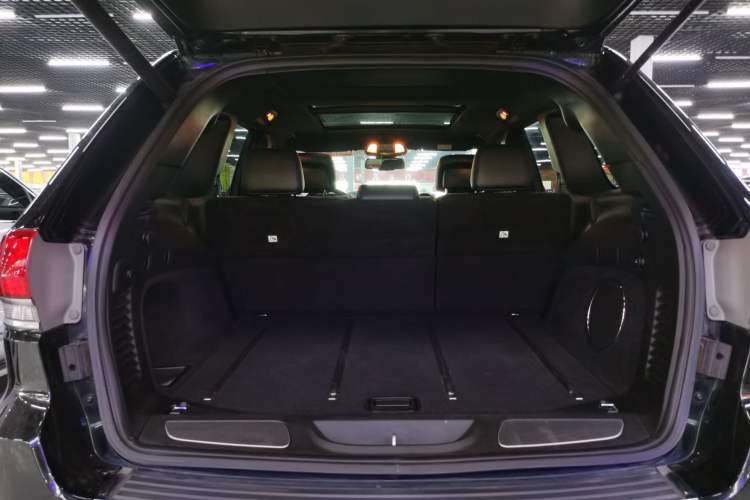 Used  Grand Cherokee 2014 3.0L Comfort Navigation Edition
