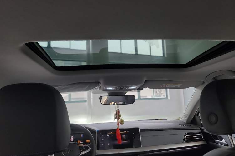 Used Volkswagen Lavida 2023 300TSI DSG Full-Comfort Edition
