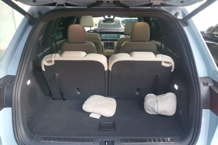 Used Li Auto ONE 2021 Extended-Range 6-Seater Version
