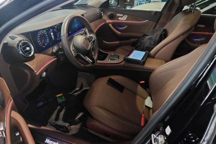 Used Mercedes-Benz E-Class 2023 Updated E 300 L Fashion Edition
