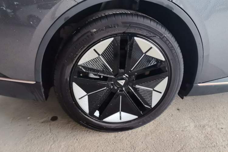 Used  SL03 2022 1.5L 1200 Extended-Range Version
