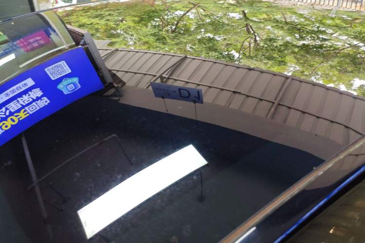 Used Tesla Model Y 2023 Rear-Wheel-Drive Version
