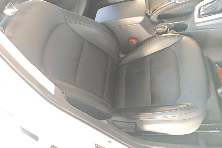 Used Hyundai Elantra 2016 1.6L Automatic ZhiXuan – Elite Version