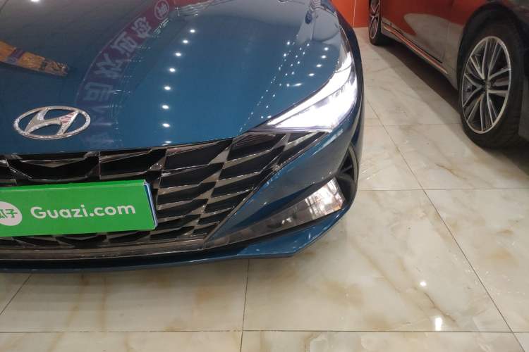 Used Hyundai Elantra 2022 1.5L CVT LUX Prestige Edition
