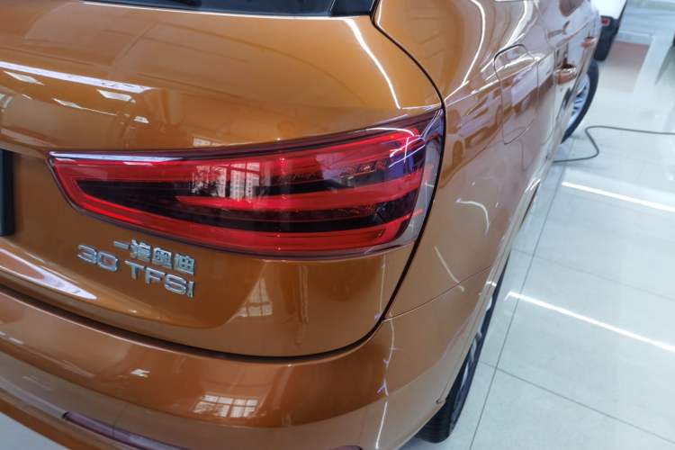 Used Audi Q3 2015 30 TFSI Comfort Model
