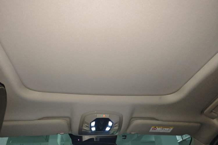 Used  Lingyun 2021 400T Two-Wheel Drive Star Prestige Edition
