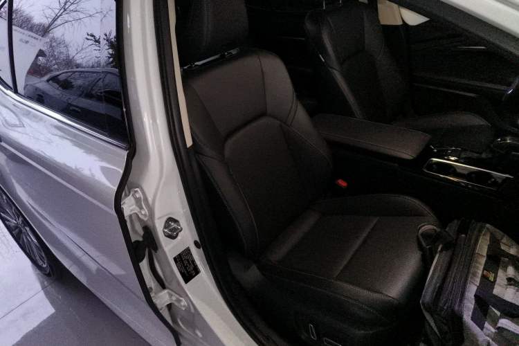 Used Toyota Camry 2024 2.0 GVP Luxury Edition
