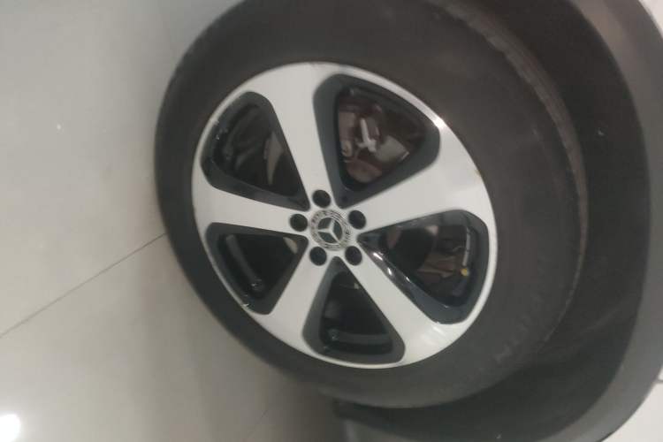 Used Mercedes-Benz GLC 2019 Facelift GLC 260 L 4MATIC Luxury Model