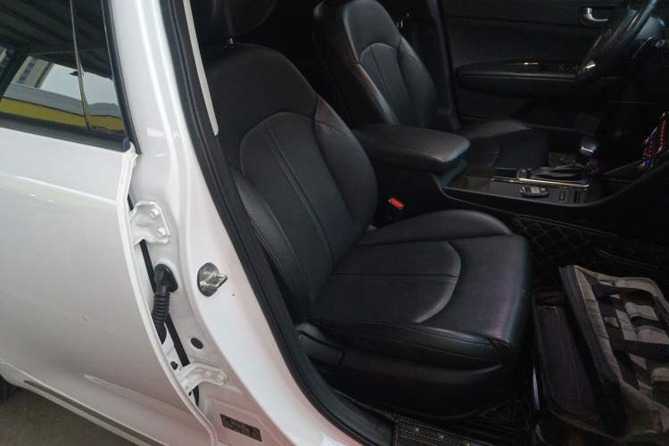 Used Kia K5 2016 1.6T Automatic LUX
