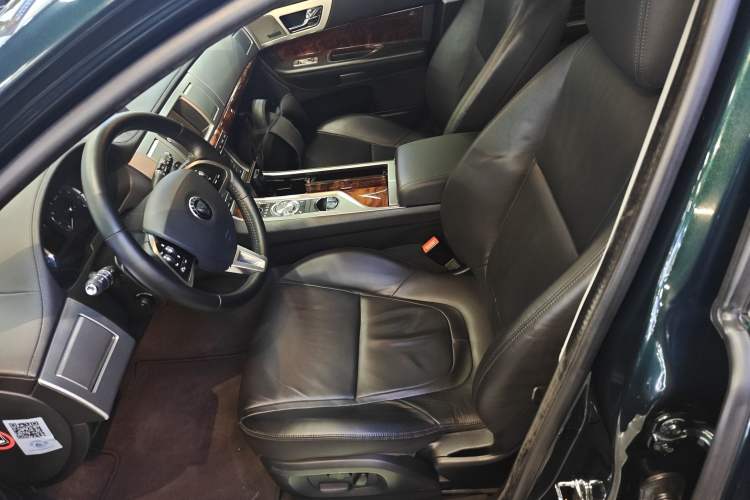 Used Jaguar XF 2015 XF 2.0T Luxury Edition
