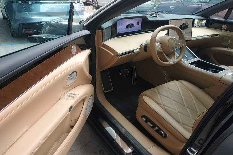 Used Hima Stelato S9 2024 All-Electric Ultra Four-Wheel-Drive Flagship Edition
