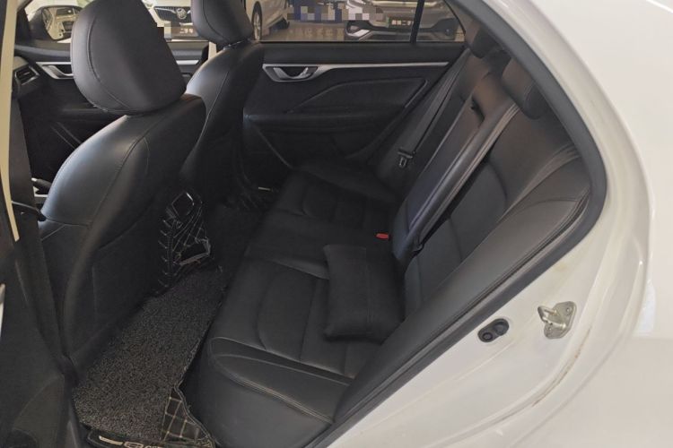 Used Geely Auto Vision 2019 Upgraded Model 1.5L Manual Luxury Version China VI Standard