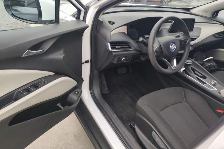 Used Buick Velite 6 2022 Plug-in Hybrid Connected Fashion Model
