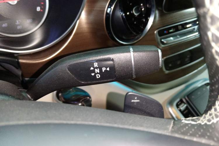 Used Mercedes-Benz V-Class 2020 V 260 L Long-wheelbase Luxury Edition
