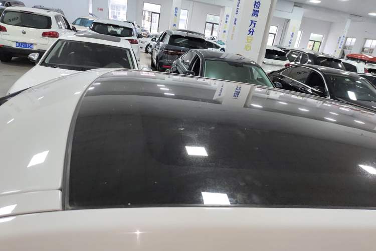 Used Land Rover Range Rover Evoque 2015 2.0T Five-Door Fashion Edition
