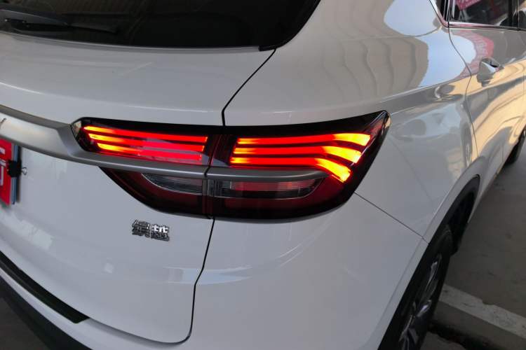 Used Geely Auto Coolray 2020 Facelift 240T DCT Hunter
