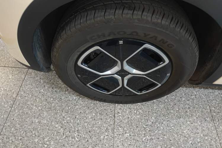 Used AION UT 2025 330 Starlight Edition
