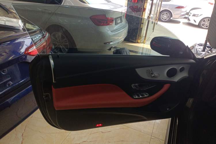 Used Mercedes-Benz E-Class 2023-Year Restyled E 260 Coupe
