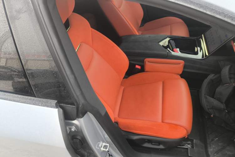 Used NETA S 2022 All-Electric 650 km Four-Wheel Drive Premium Version