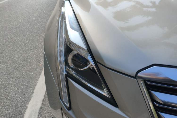 Used Cadillac XT5 2016 25T Luxury Model