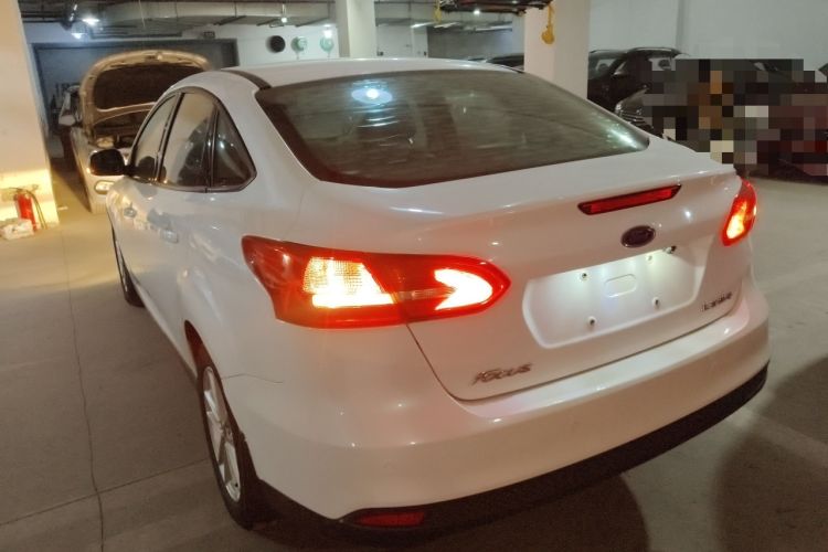 Used Ford Focus 2015 Sedan 1.6L Automatic Trend Model
