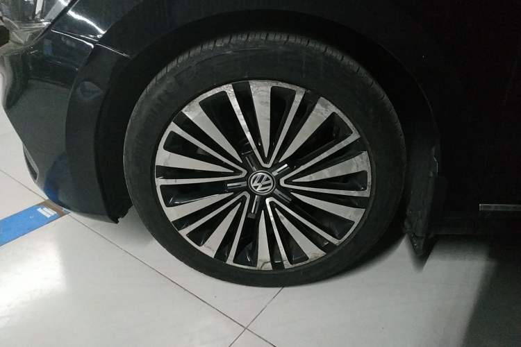 Used Volkswagen Passat 2019 380TSI Luxury Edition China VI Standard
