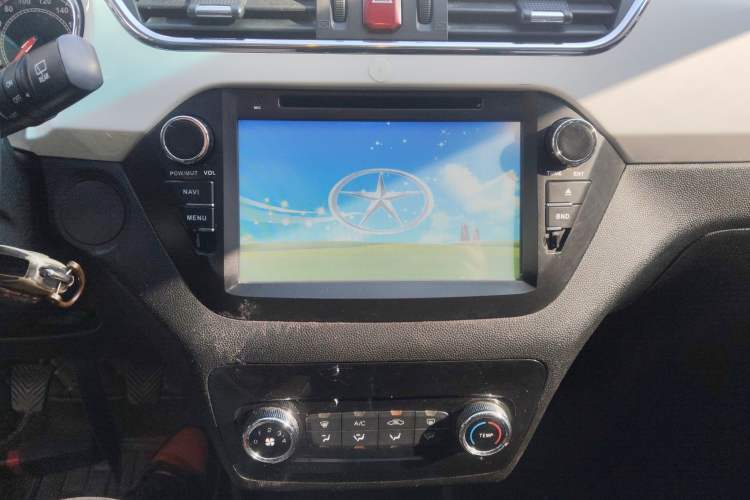 Used  Refine S2 2015 1.5L Manual Luxury Model
