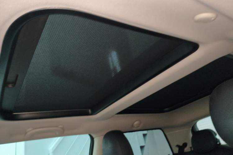 Used  MINI 2019 2.0T COOPER S Artist
