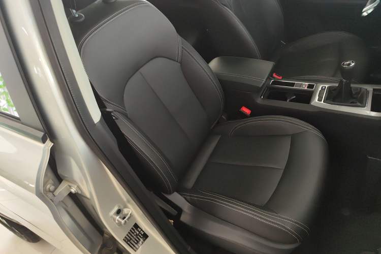 Used Roewe RX5 2020 20T Manual 4G Connect Million Edition
