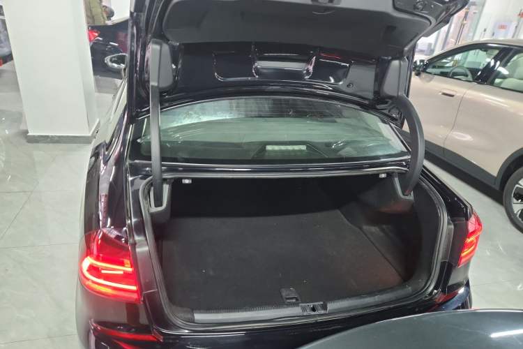 Used Volkswagen Passat 2017 280TSI DSG Luxury Edition
