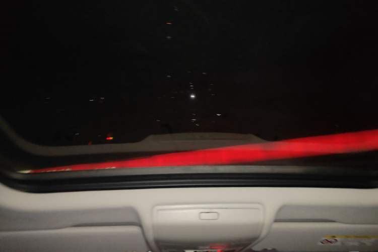 Used Volkswagen Tiguan L 2019 330TSI Automatic Two-Wheel Drive Smart Luxury Version China VI Standard
