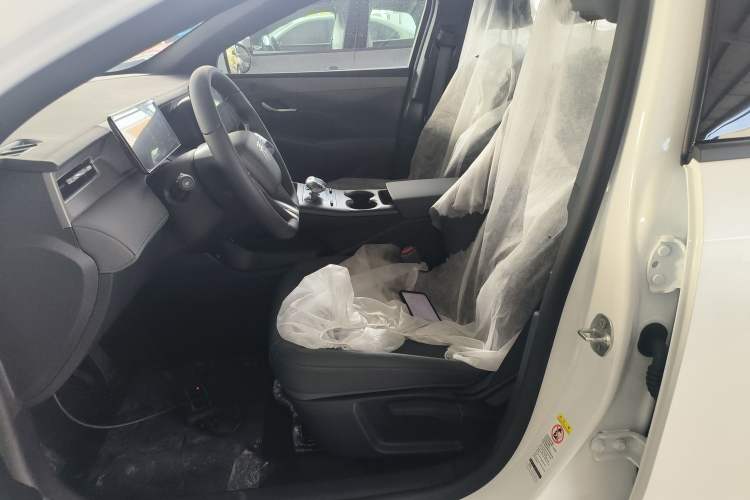 Used BYD Qin PLUS 2025 DM-i Smart Drive 55KM Leading Model
