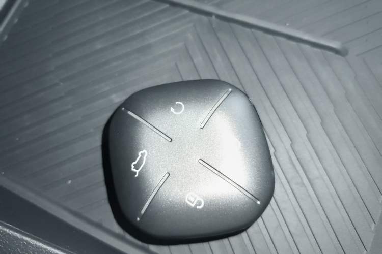 Used JETOUR Dashing 2023 1.5T DCT Starlight Shine Pro Edition