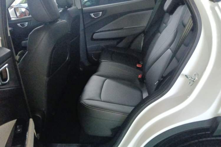 Used Wuling Alvez 2022 1.5L CVT Comfort Edition

