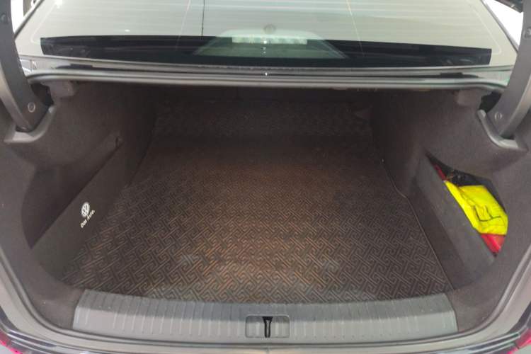 Used Volkswagen Passat 2023 330TSI Luxury Edition
