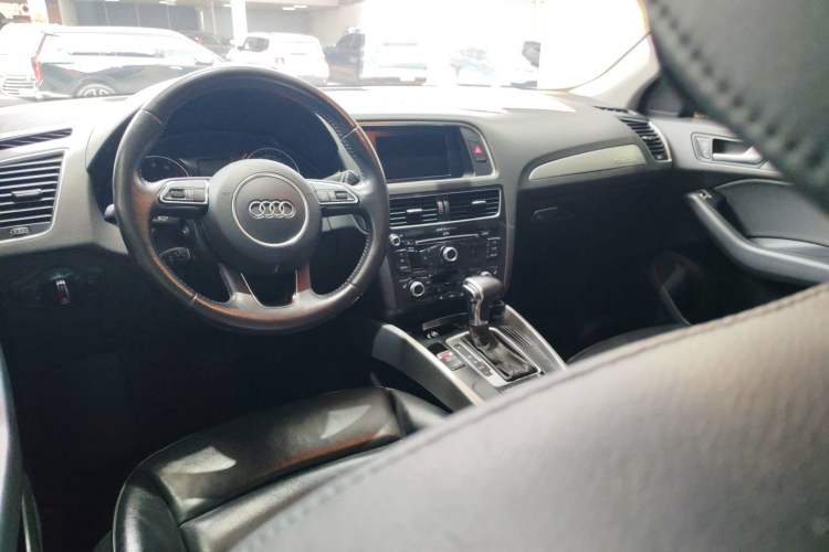 Used Audi Q5 2015 40 TFSI Technology Edition