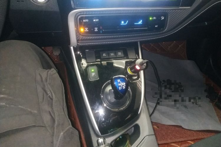 Used Toyota Levin 2017 Revised Dual-Engine 1.8H GS E-CVT Elite Sunroof Version China V Standard
