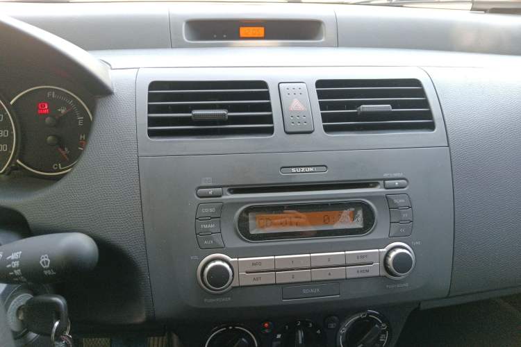 Used Suzuki Swift 2014 1.3L Manual Standard Edition
