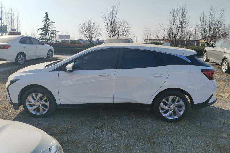 Used Buick Velite 6 2023 Revised Version 430 km Range – Commuter Edition