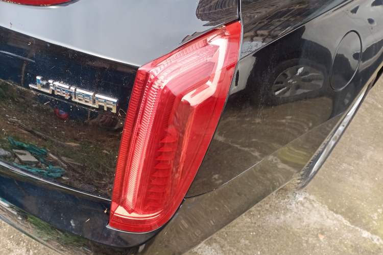 Used Cadillac XTS 2014 28T Comfort Version