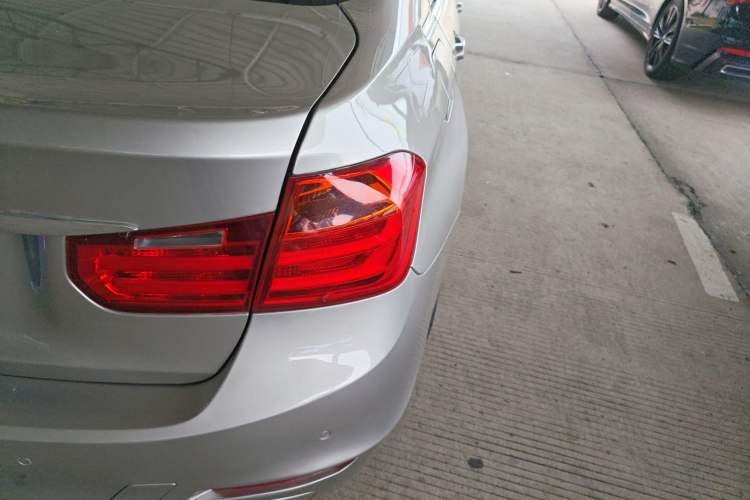 Used BMW 3 Series 2015 320Li Fashion Model
