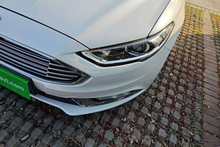 Used Ford Mondeo 2017 Facelifted EcoBoost 200 Luxury Version
