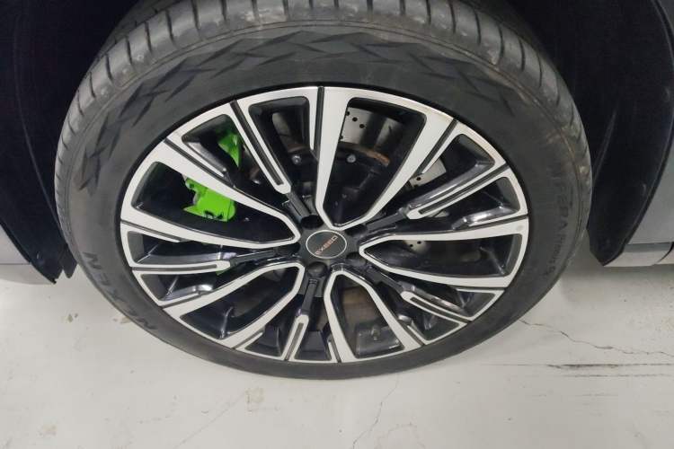 Used  Lanyue 2021 400T Two-Wheel-Drive Xingrui Pro Edition 7-Seater
