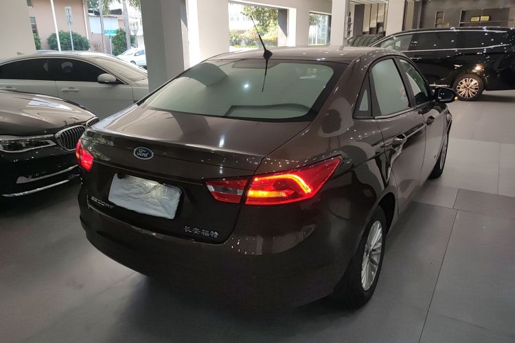 Used Ford Escort 2015 1.5L Automatic Comfort Model

