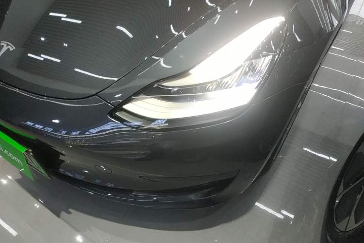 Used Tesla Model 3 2019 Standard Range Rear-Drive Upgraded Version
