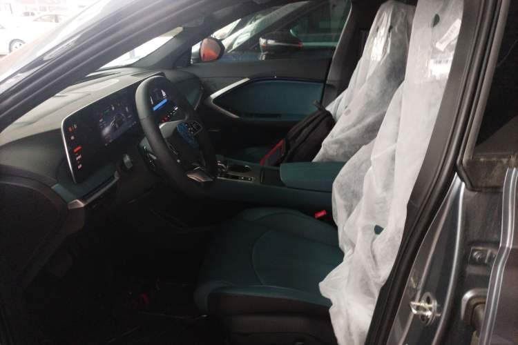 Used MG 7 2025 2.0T 405 AT Luxury Edition
