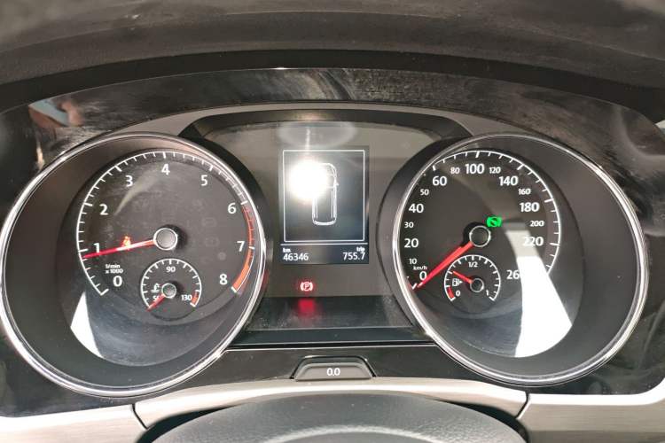 Used Volkswagen Touran 2018 Volkswagen Touran L 280TSI DSG Boundary Edition 7 Seats China VI Standard
